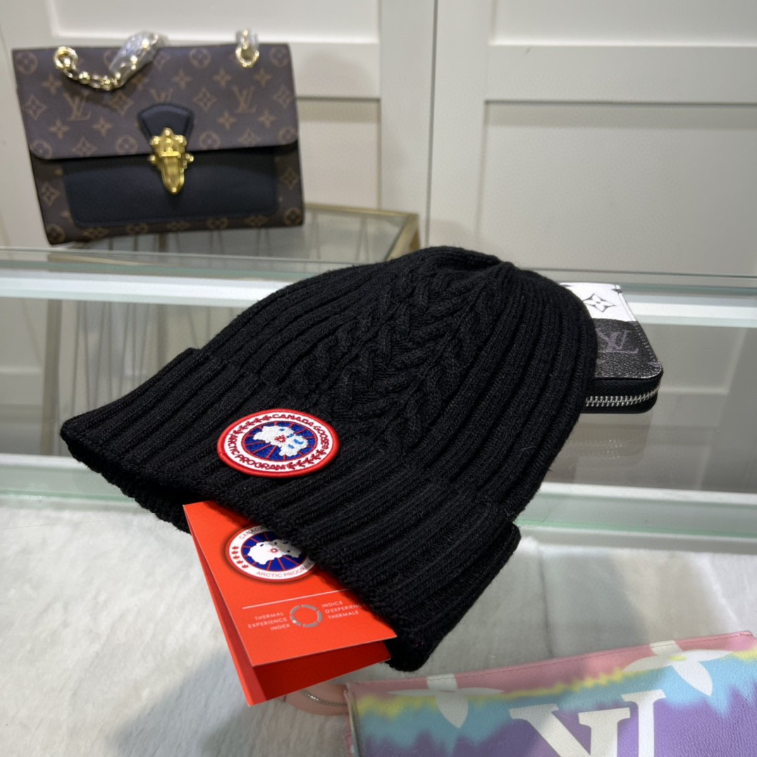 Canada Goose Knitted Hat