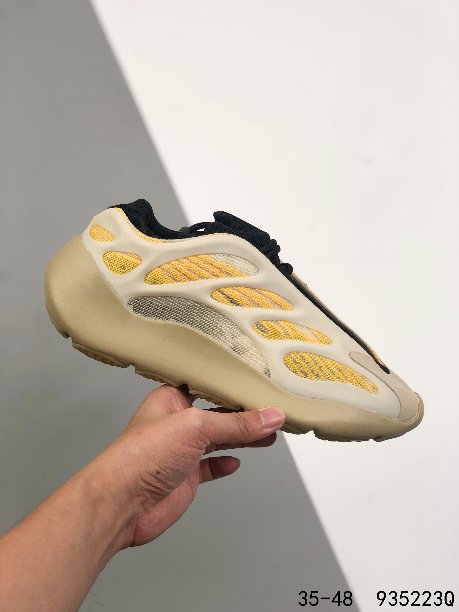 Yeezy 700 V3 Mens/Women's Sneakers Shoes 35 - 48