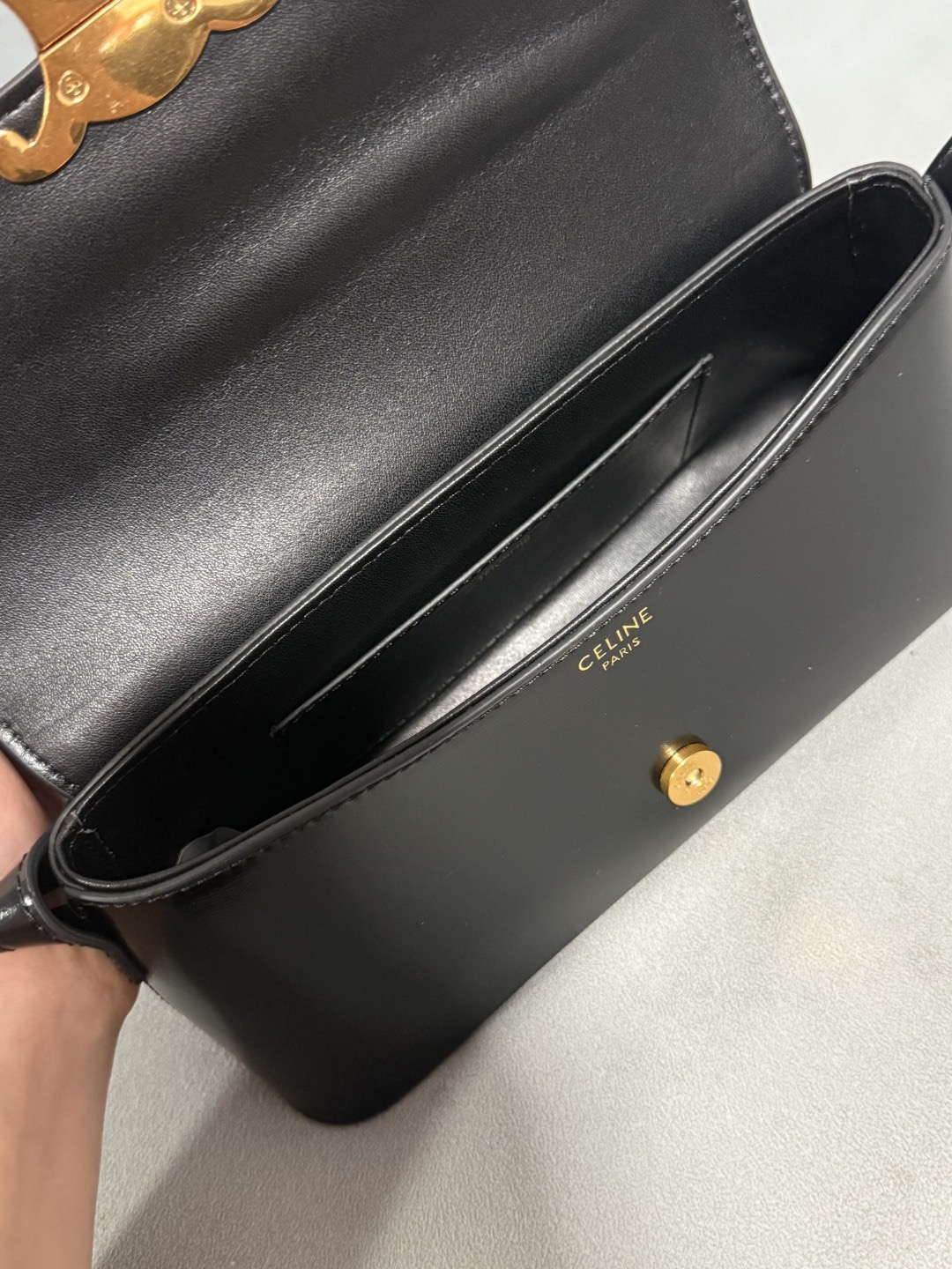 Celine 25ss Lulu Shoulder Bags Size 24*11.5*8cm