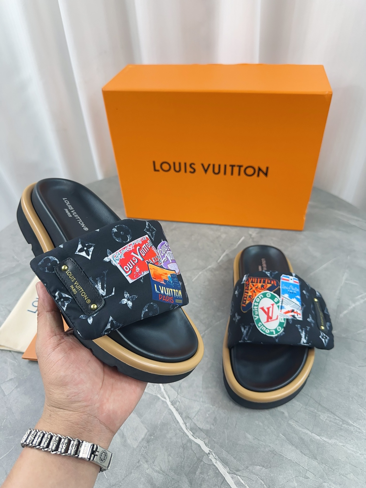 Louis Vuitton 2024ss Pool Pillow Comfort Slippers Size 36-45
