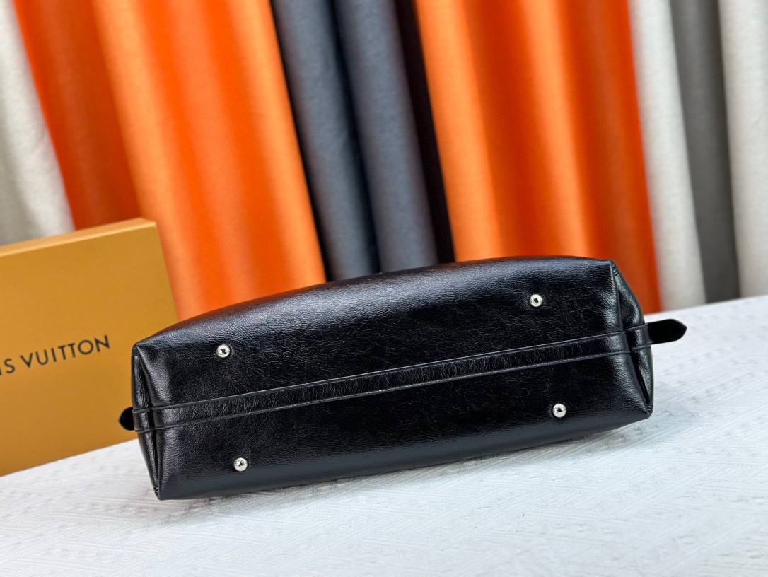 Louis Vuitton M25143 CarryAll Dark Shoulder Bags Size 39*30*15cm