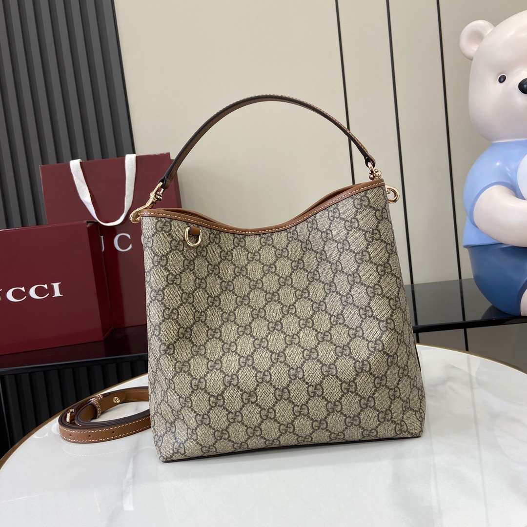 Gucci GG Emblem Women Shoulder Bags Size 25*25*15.5cm