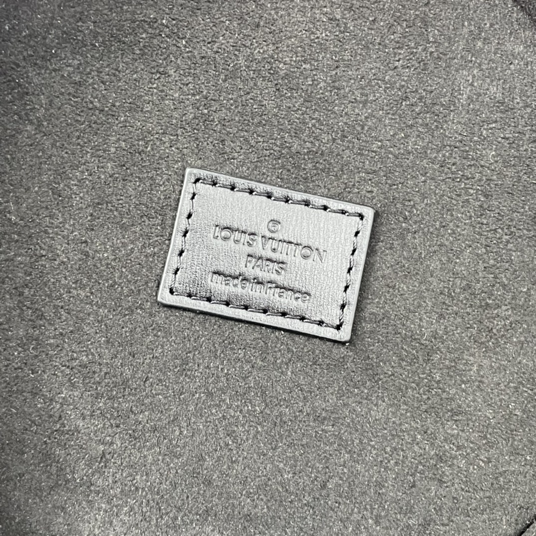 Louis Vuitton M43986 Cannes Women Bags Size 15*15*17cm