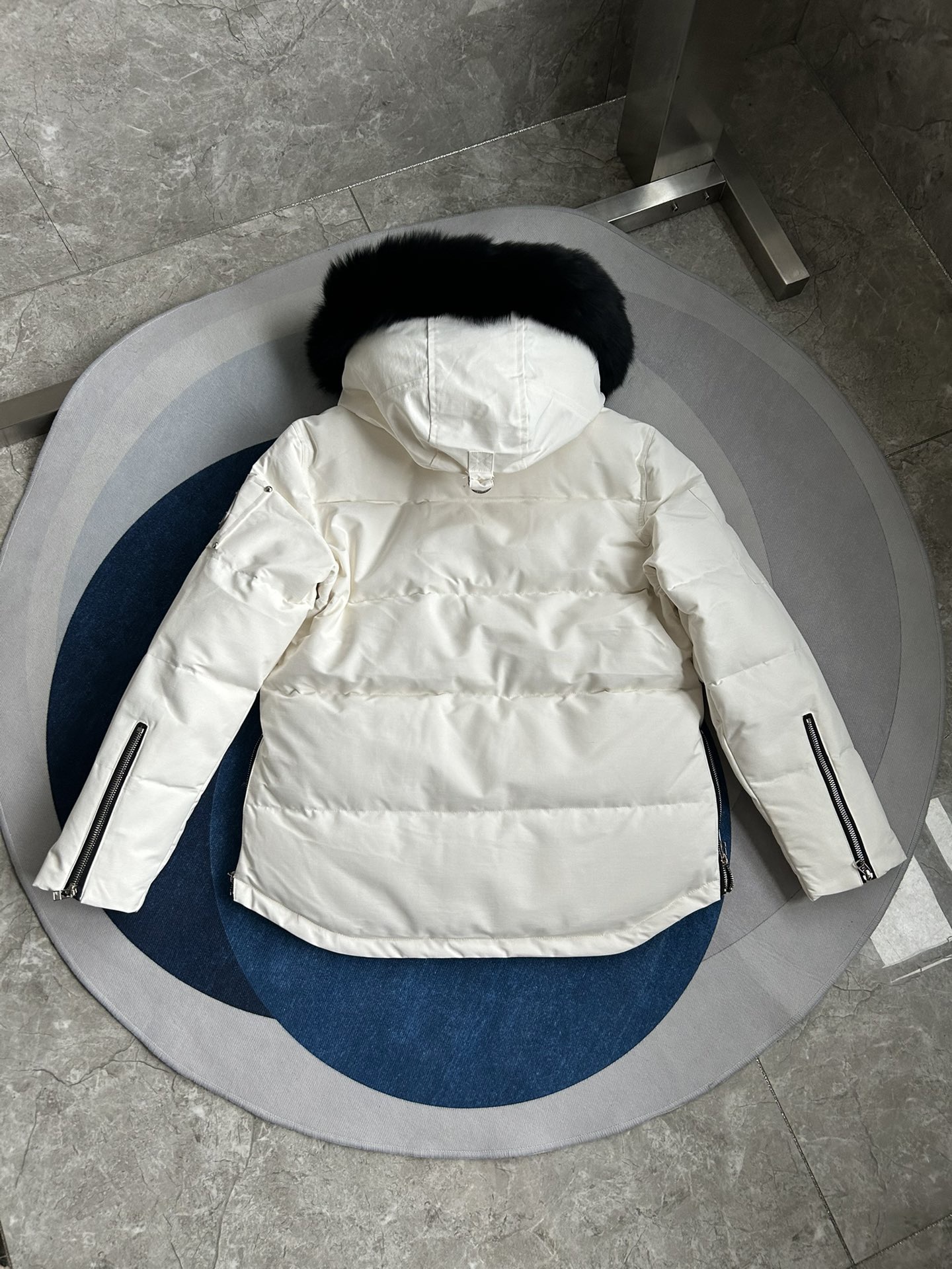 Moose Knuckles 06 Men Winter Jacket Size S-XXL White