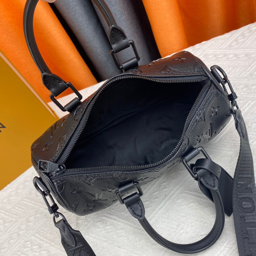 Louis Vuitton Keepall Bandoulière 25 Bags for Men