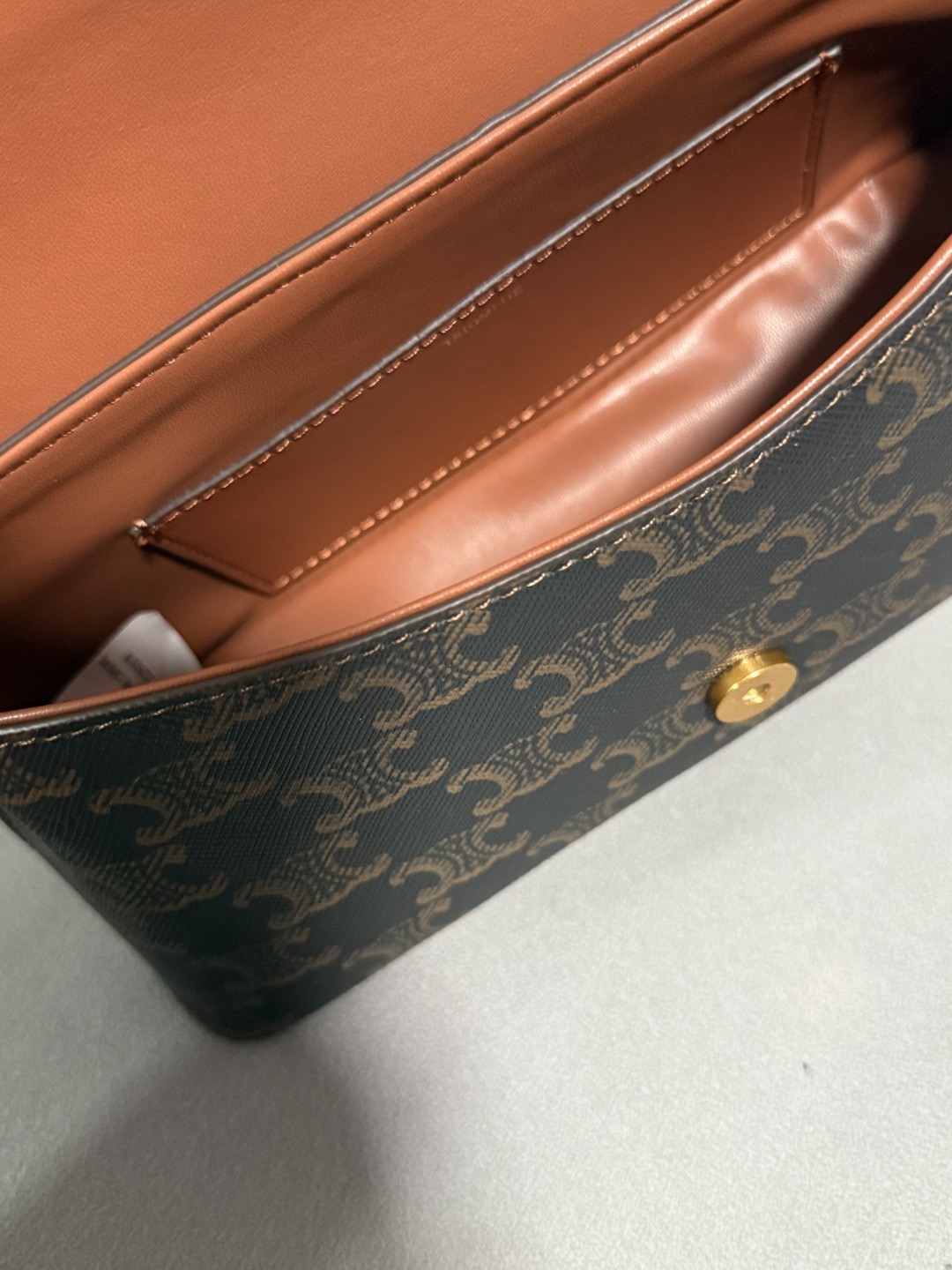 Celine 25ss Lulu Shoulder Bags Size 24*11.5*8cm