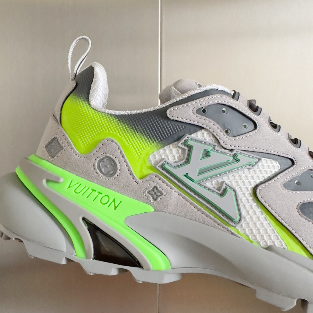 Louis Vuitton LV Runner Tatic Sneaker Size 40-46