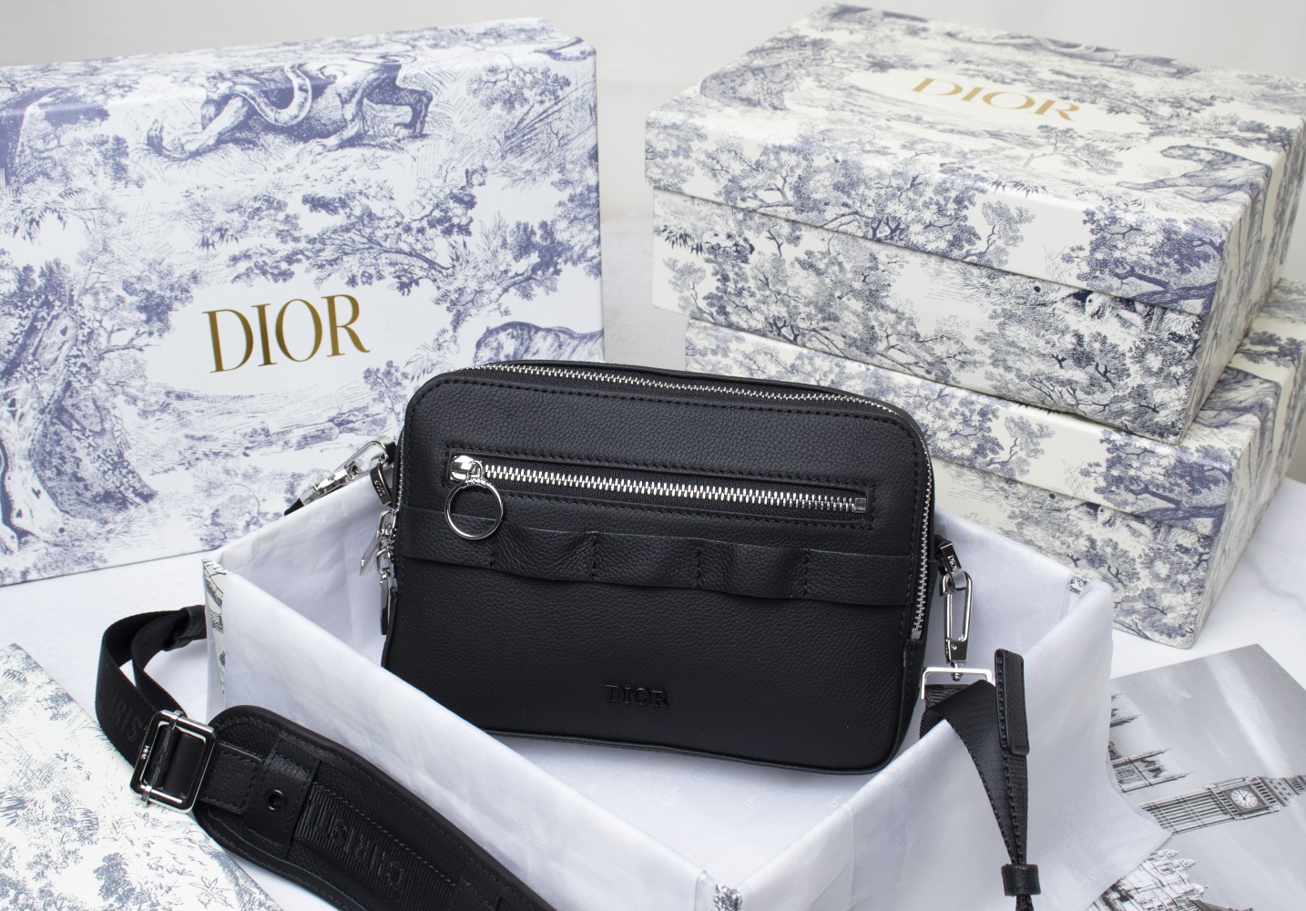 Dior Mens Shoulder Bags 22*15*5cm