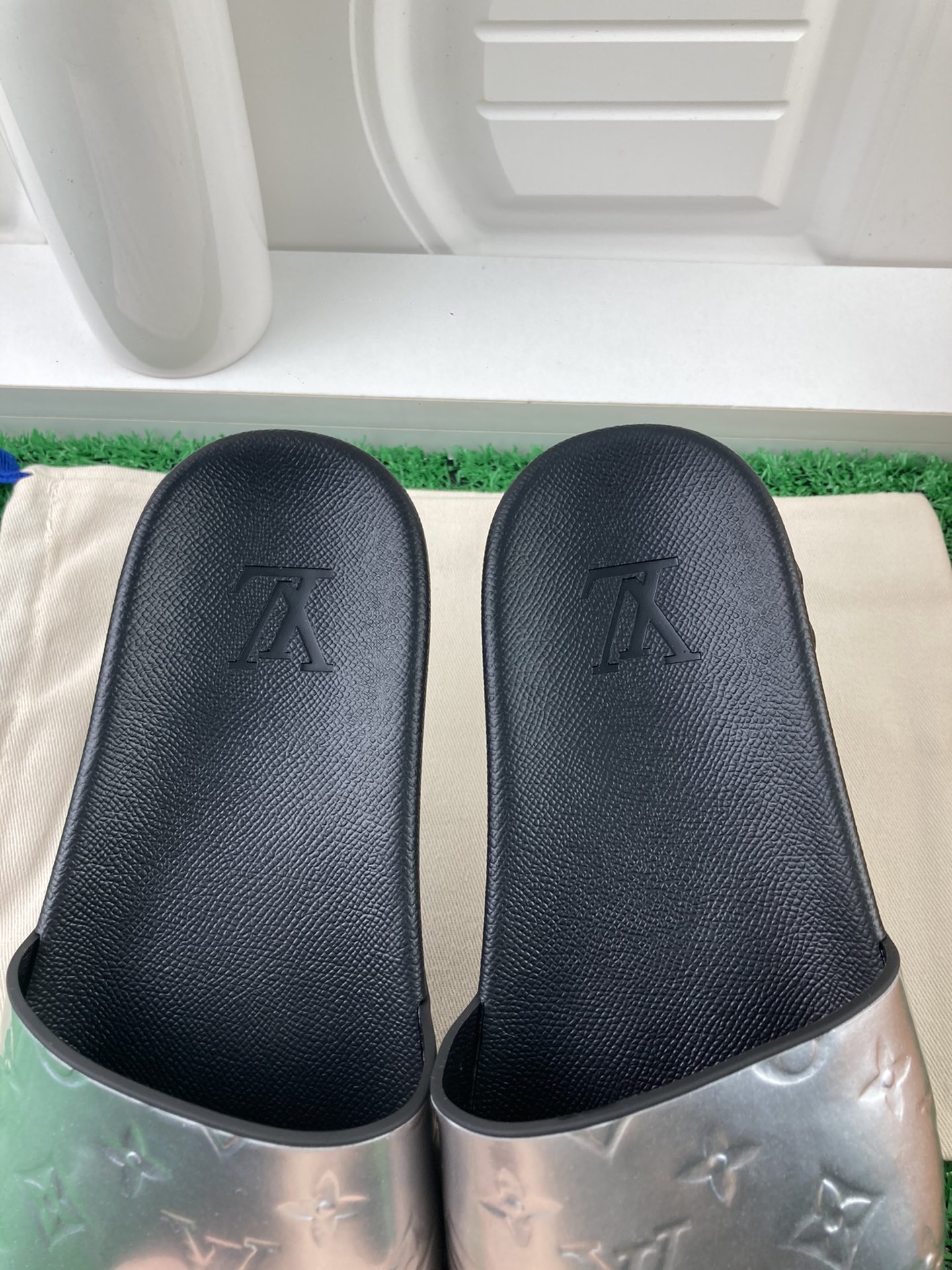 Louis Vuitton 2024ss Candy Series Slippers Size 36-45