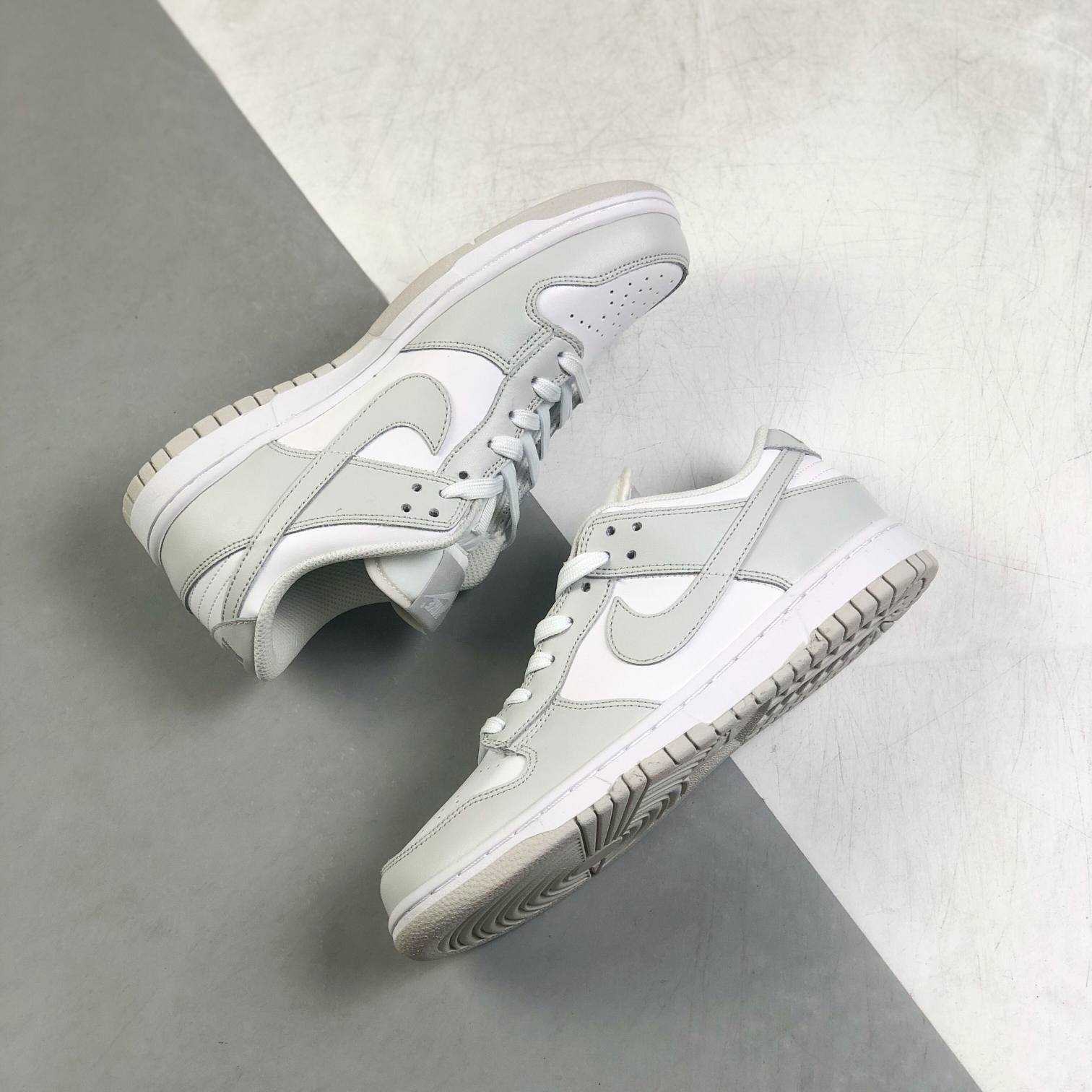 Nike SB Dunk Low Top Mens/Women Sneakers Shoes White Grey 36 - 46