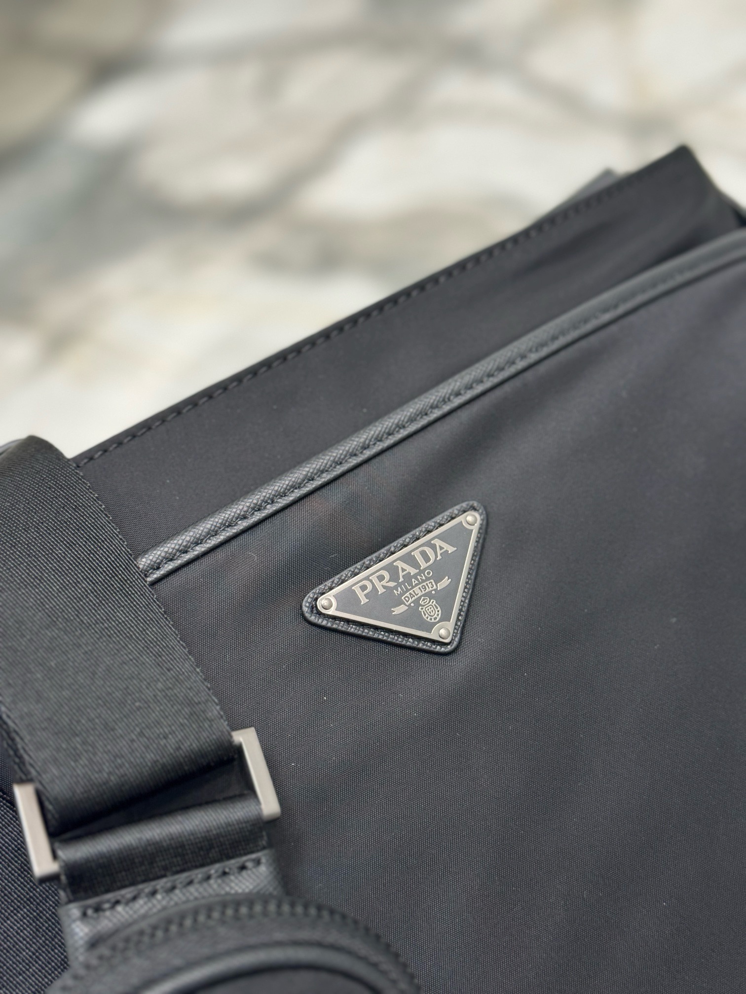 Prada 2VH118 Saffiano Re-Nylon Shoulder Bags Size 28*25*6cm