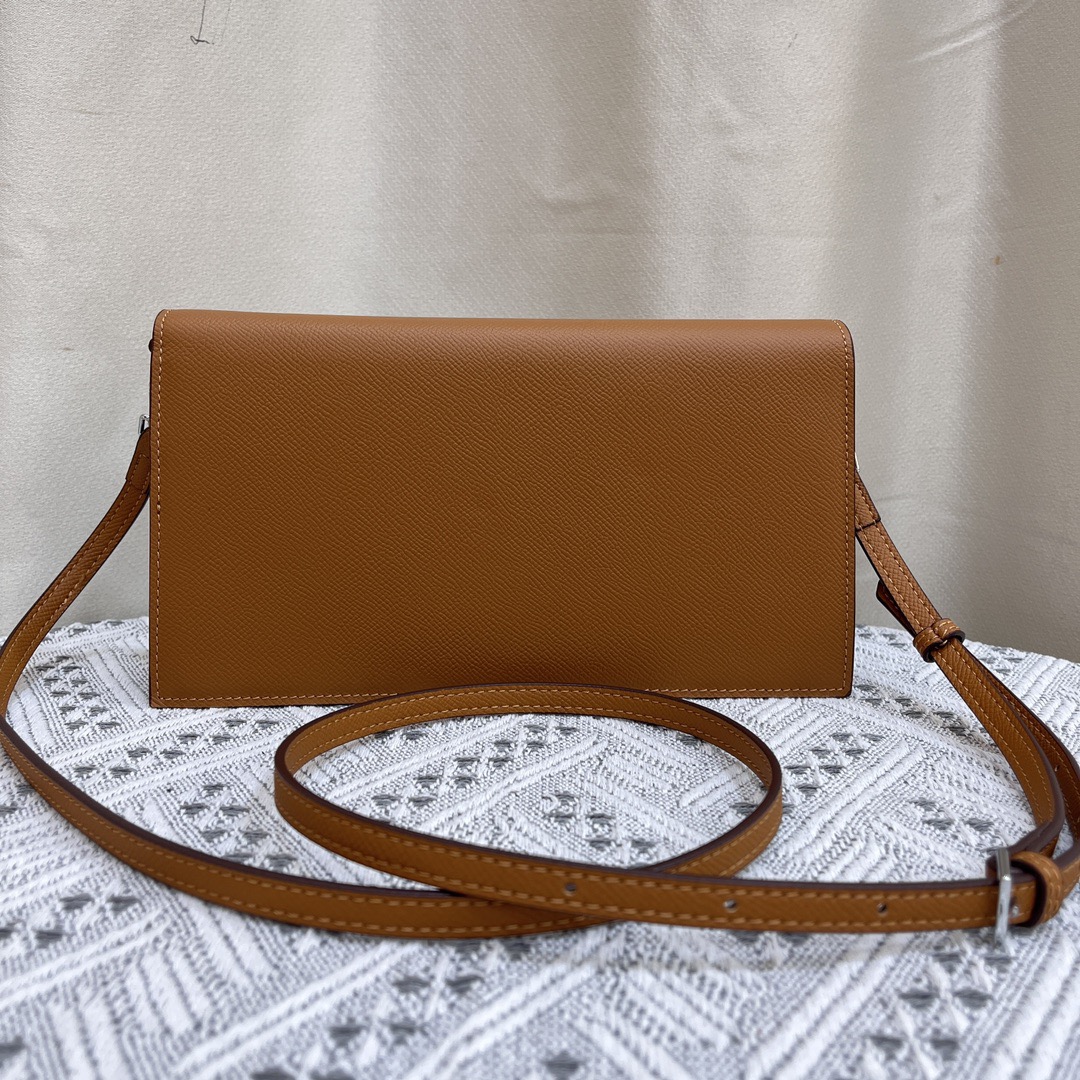 Hermes Elan Shoulder Bags Size 24cm