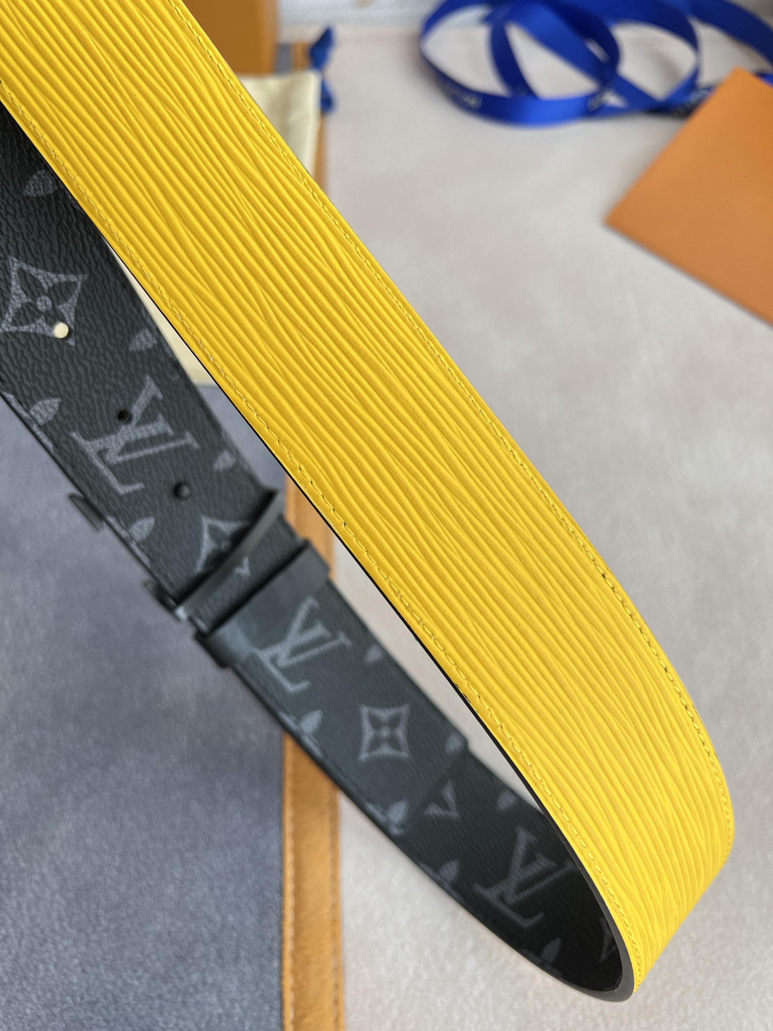 Louis Vuitton Men Belt Width 4cm