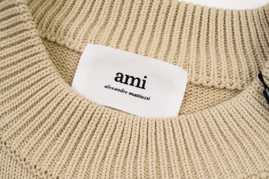Ami Unisex Sweatshirt Size S-XL