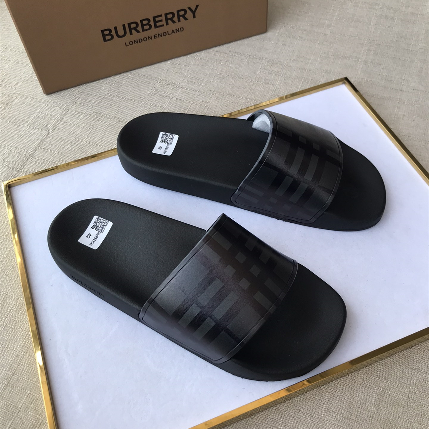 Burberry Mens Women Sandals Gr. 36-46