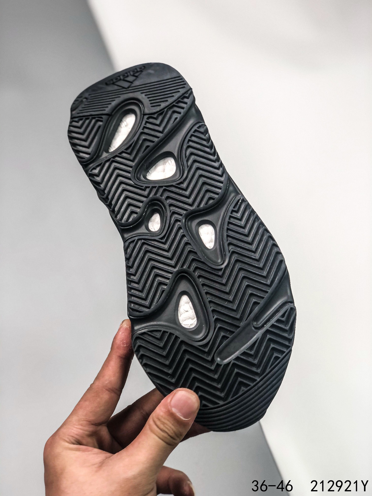 Yeezy 700 V2 Mens/Women's Sneakers Shoes 36 - 46