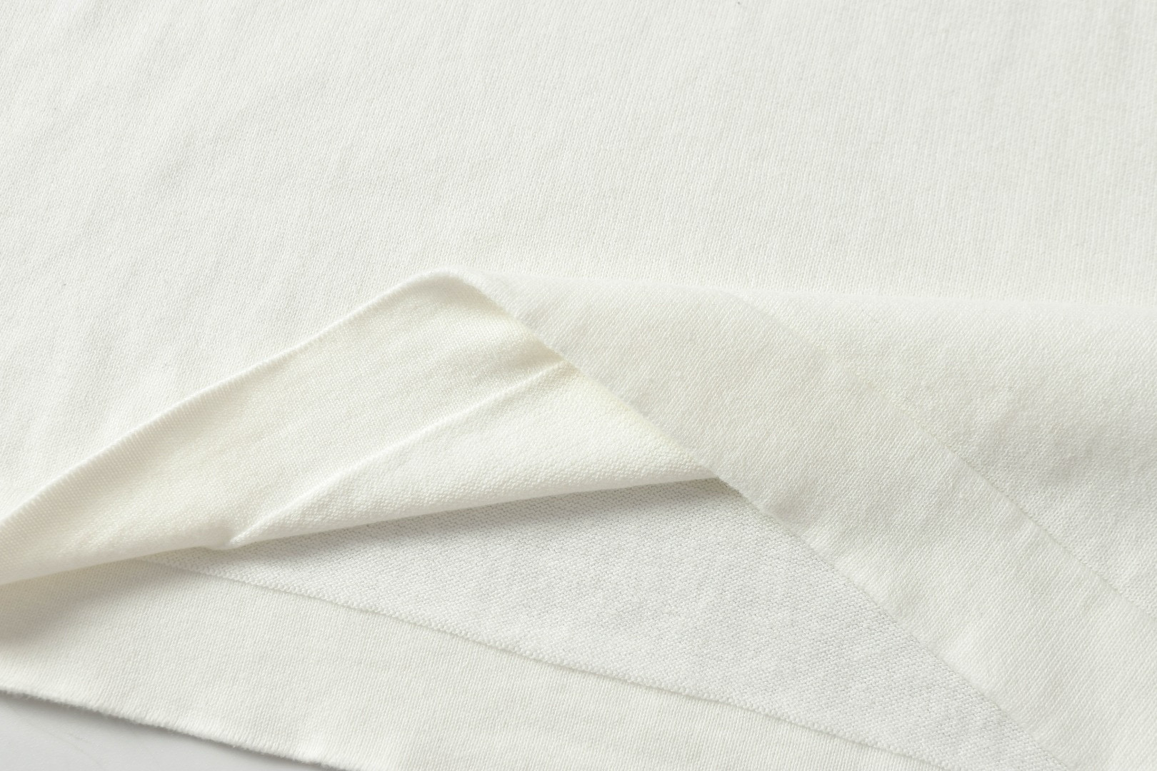 Louis Vuitton Unisex T Shirt Size S-XXL