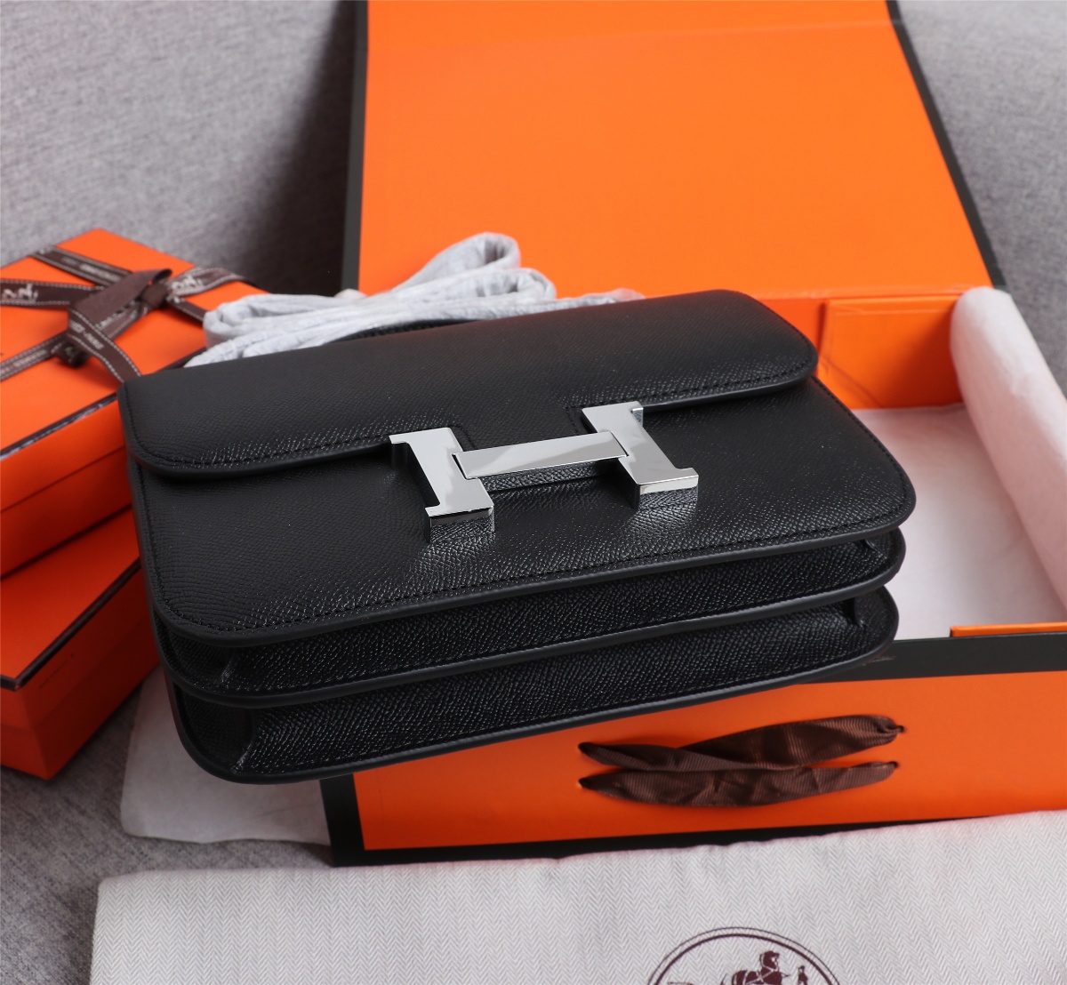 Hermes Women Shoulder Bags 2-Size