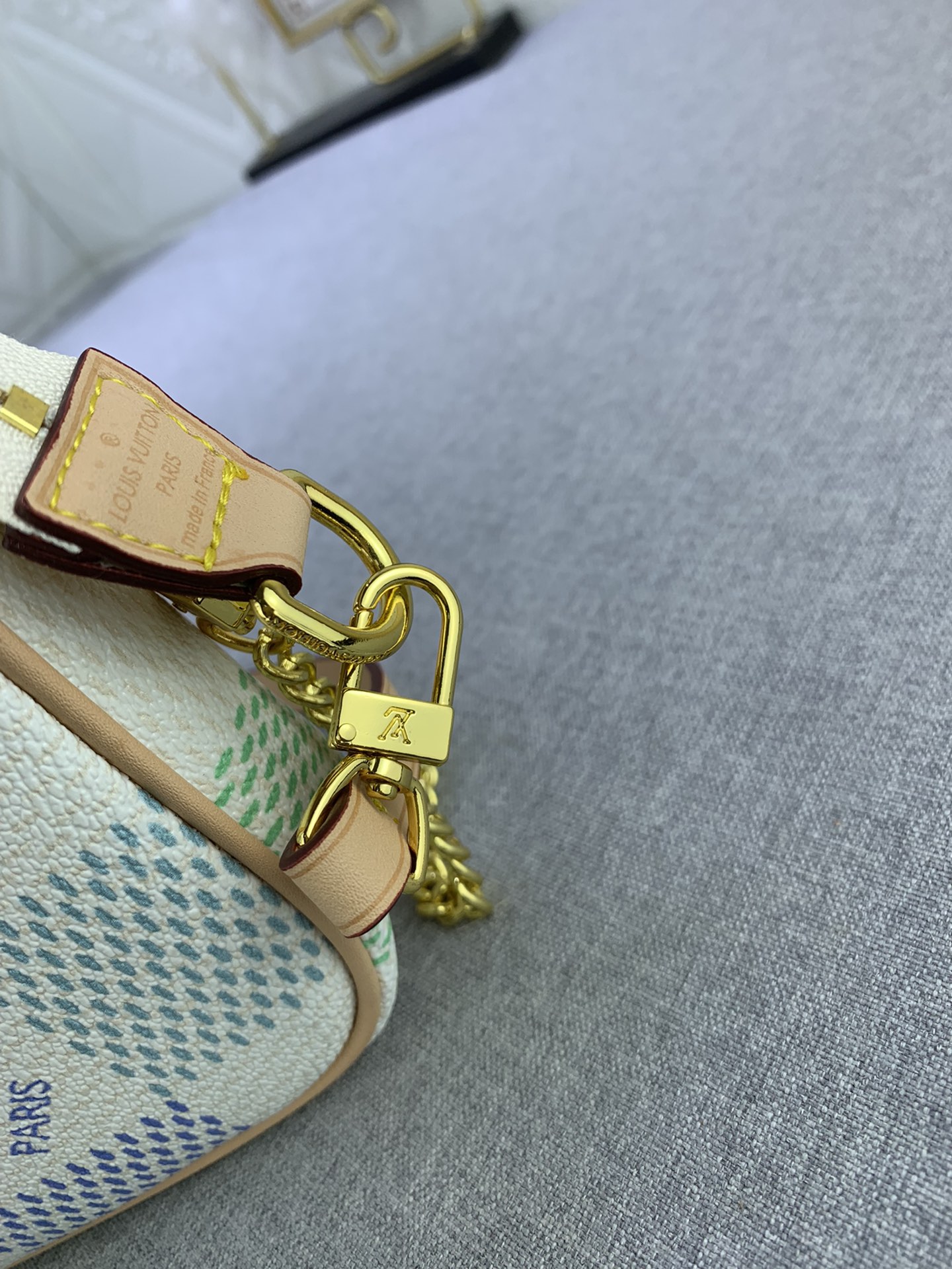 Louis Vuitton N40642 Pochette Accessoires Shoulder Bags Size 23*13*4cm