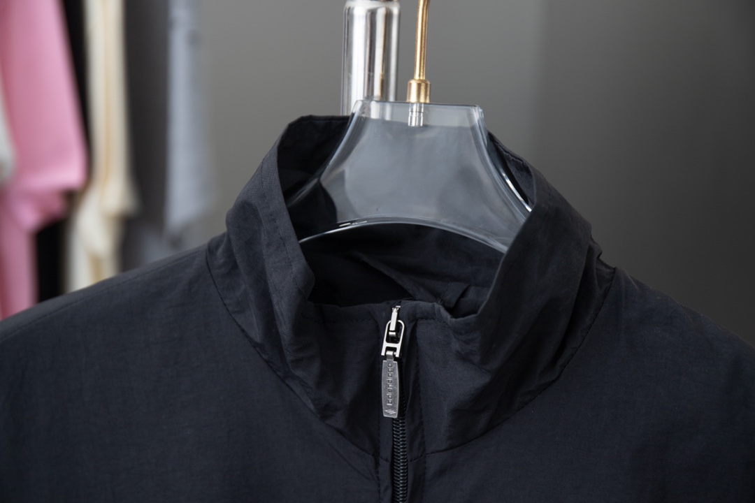 Balenciaga Waterproof jacket Size S-XL