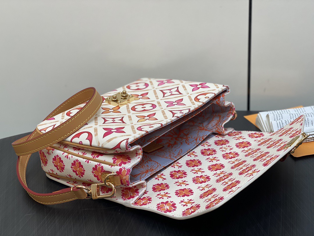 Louis Vuitton M11461 Pochette Métis Shoulder Bag Size 25*19*7cm