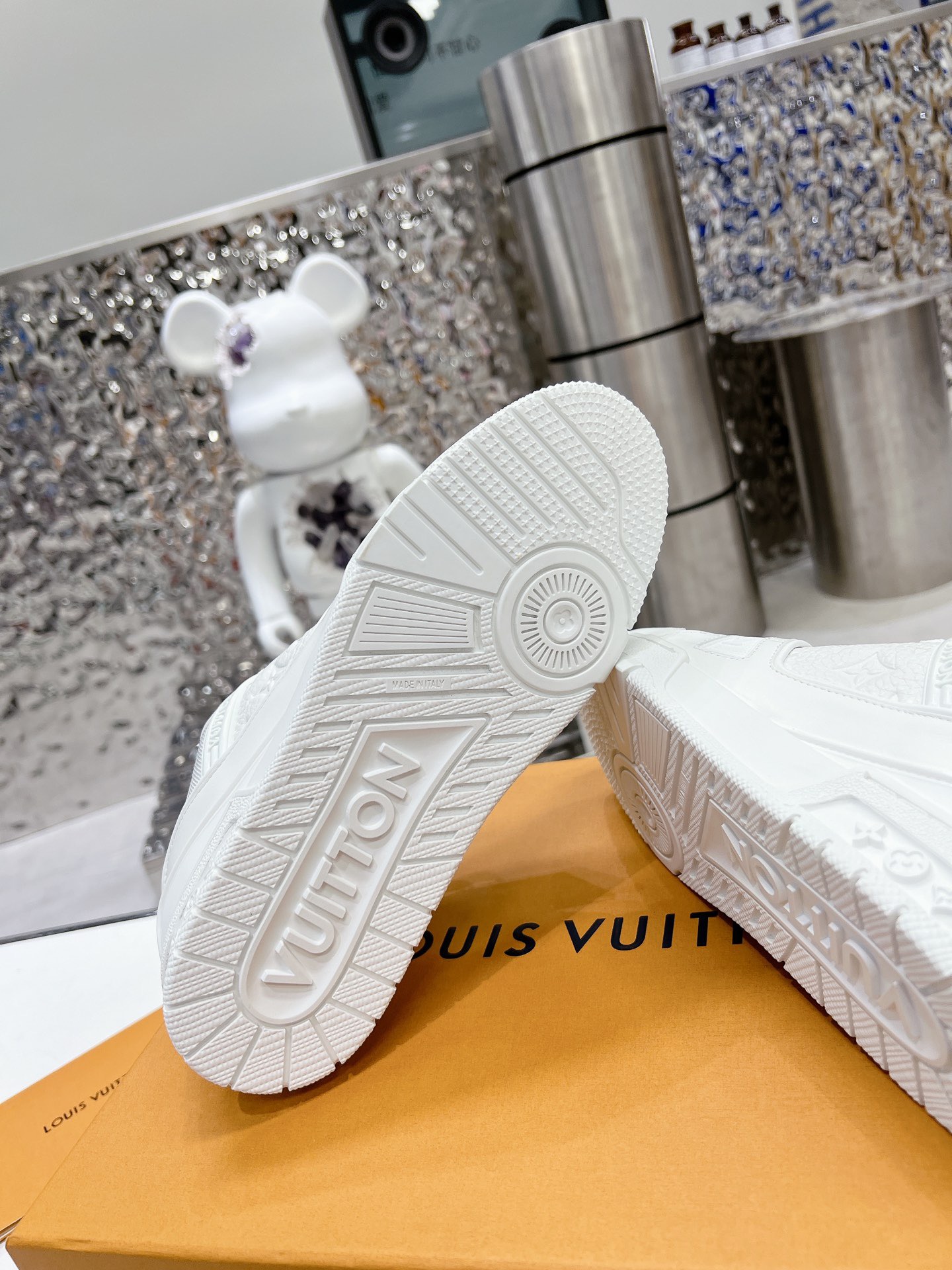 Louis Vuitton Trainer Sneaker White Size 36-46