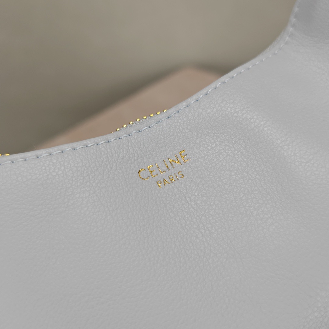 Celine 25ss Lulu Shoulder Bags Size 24*21*5cm