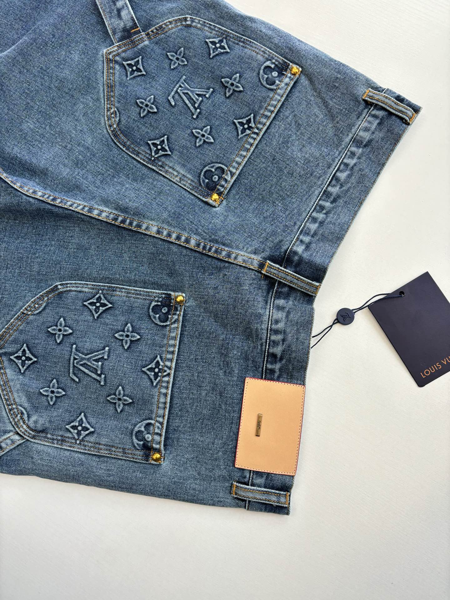 Louis Vuitton Unisex Jeans Size S-XL