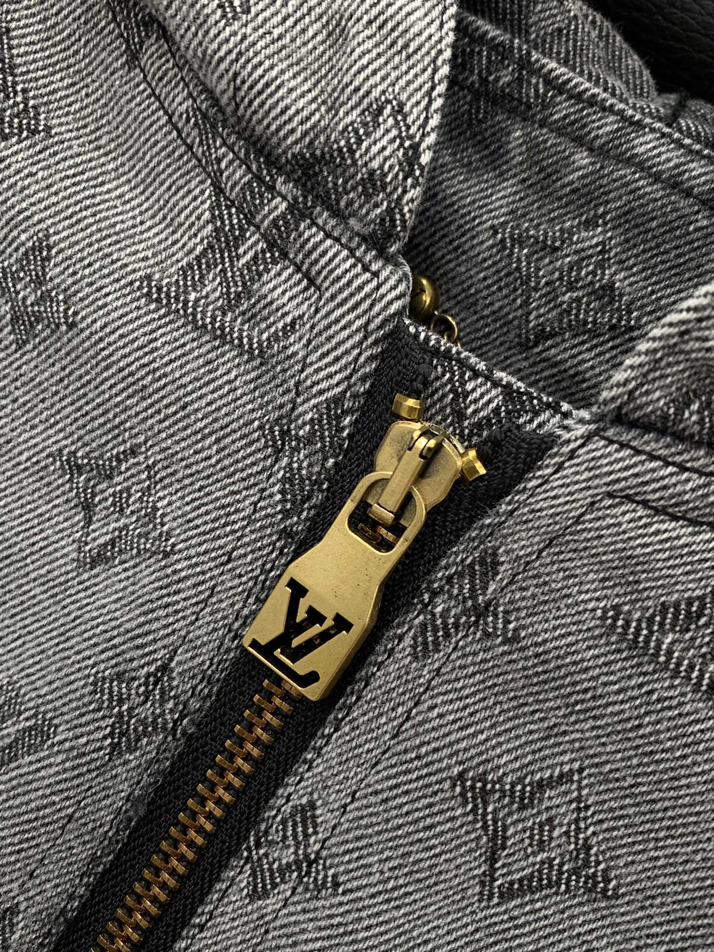 Louis Vuitton Unisex Jacket Size 46-52