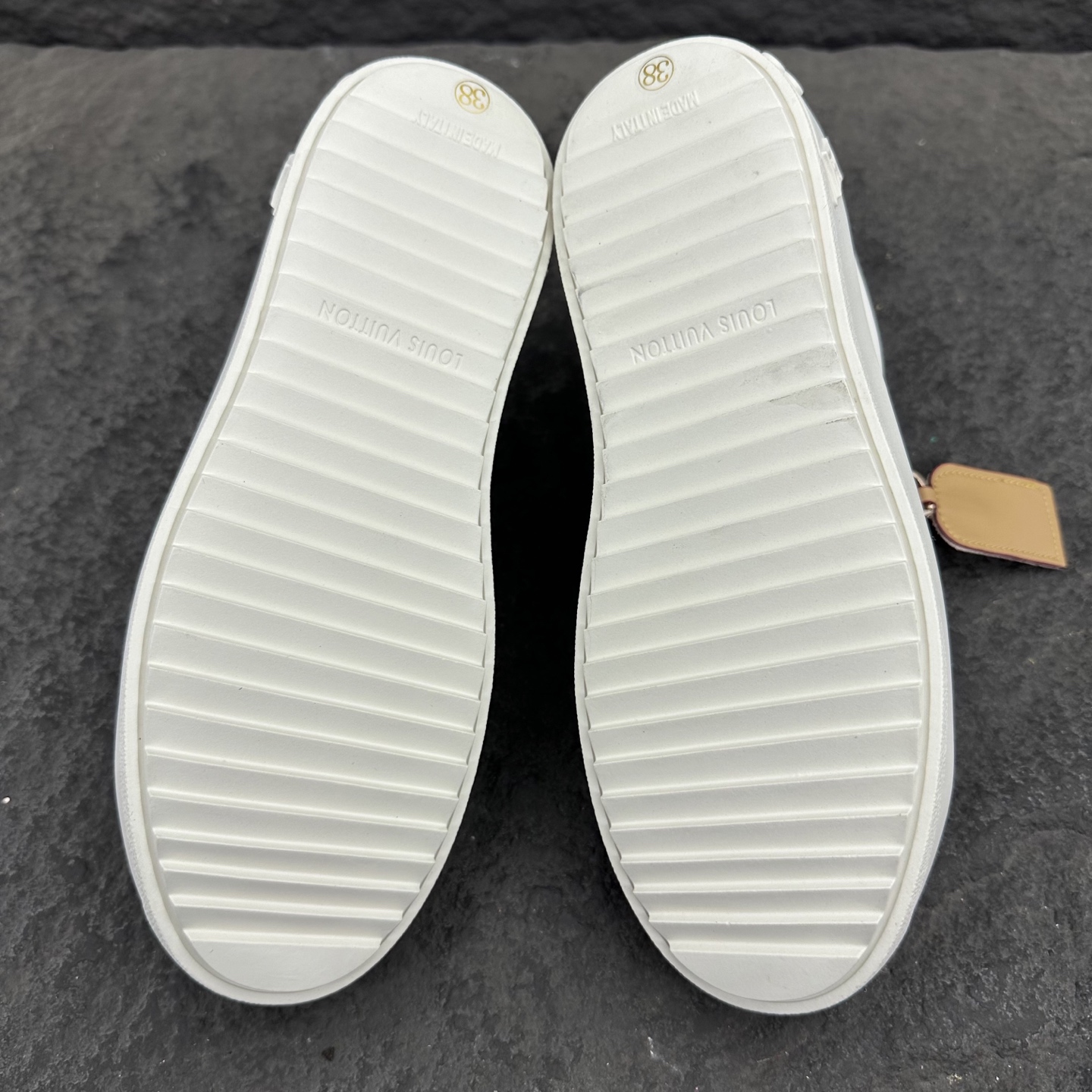 Louis Vuitton Time Out Sneaker Size 36-41