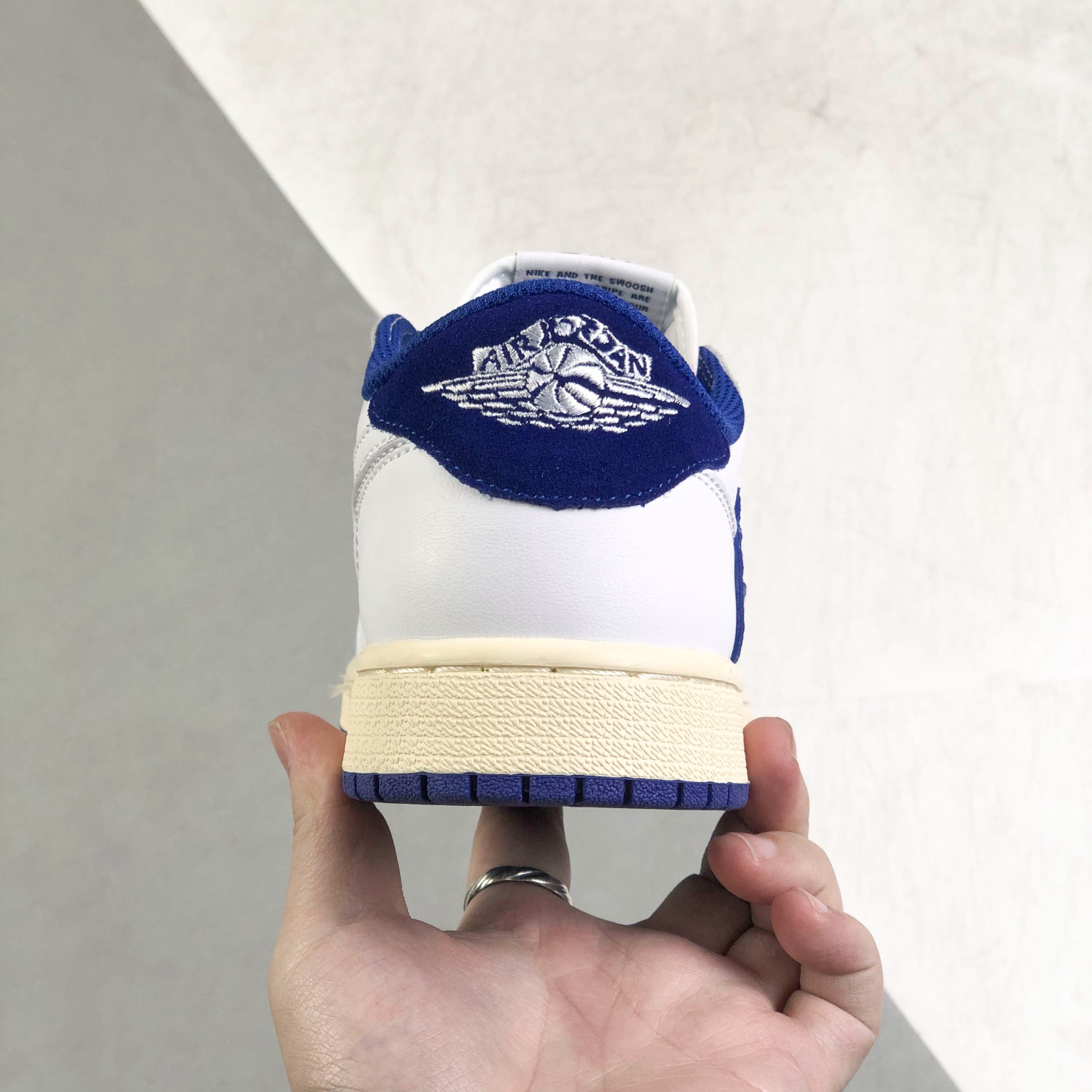 Nike Air Jordan 1 x Travis Scott Low Top Sneaker Shoes Gr. 36-46