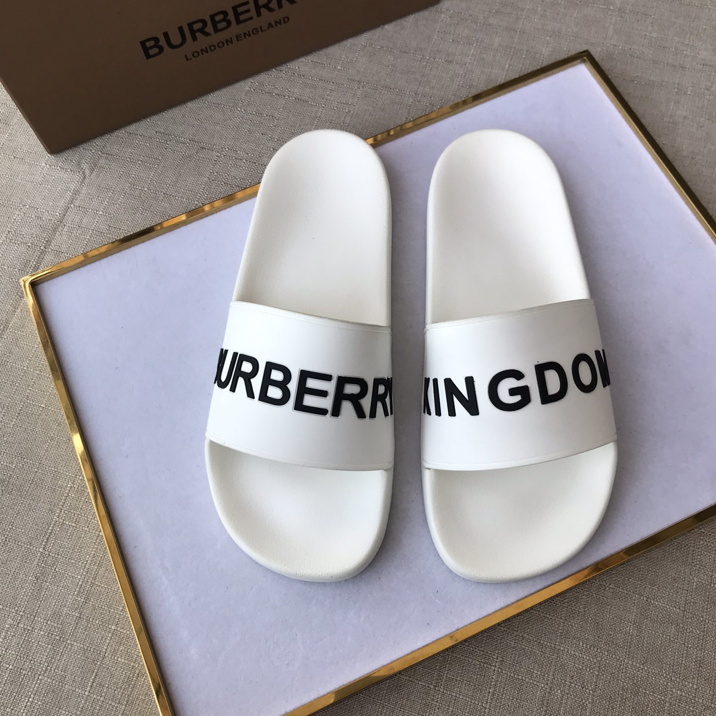 Burberry Mens Women Sandals Gr. 36-46