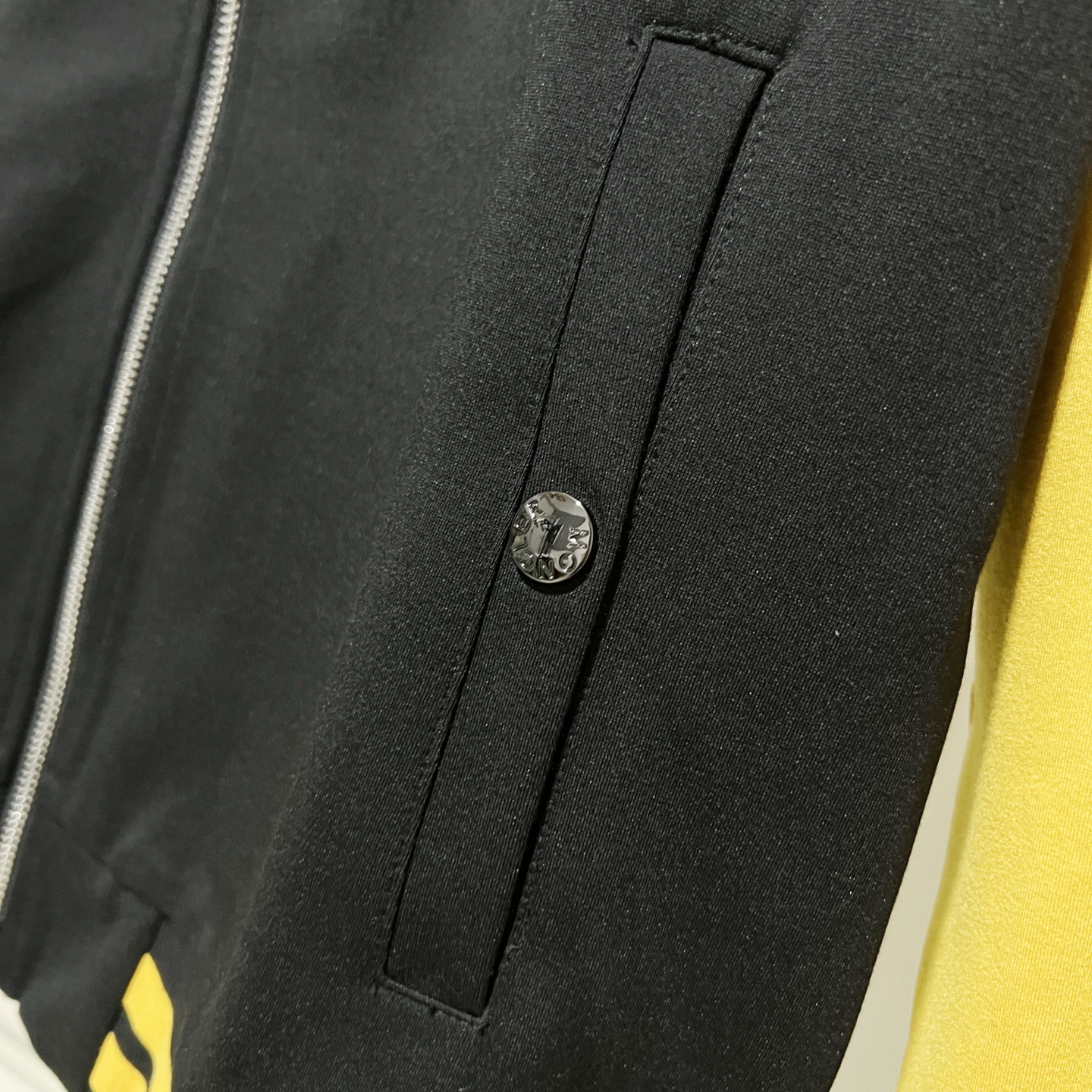 Moncler Unisex Jacket Size S-XXL