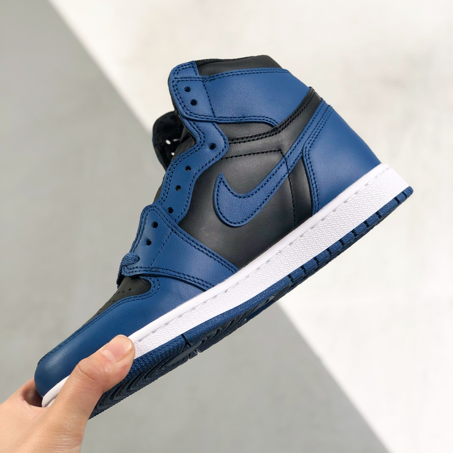 Nike Air Jordan 1 High Top Sneakers Shoes Gr. 36-46