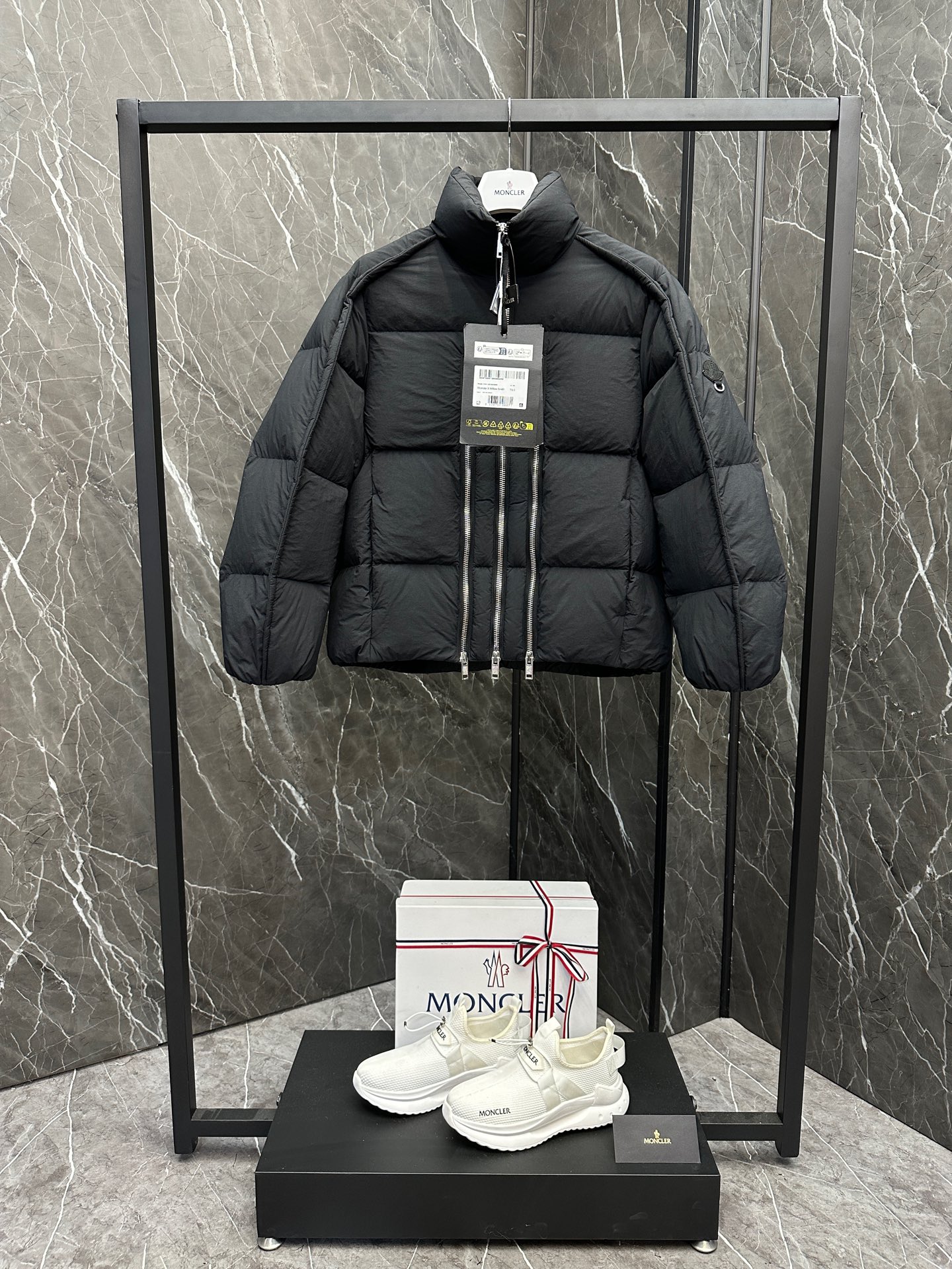 Moncler x Willow Smith YAEL Women Down Jacket Size S-L