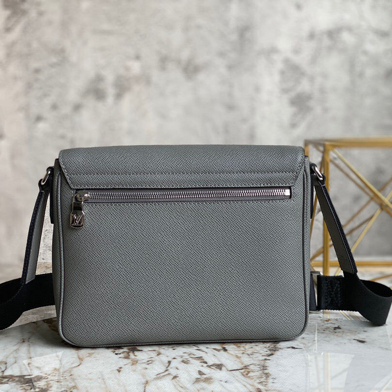 Louis Vuitton M30851 District Men Bags Size 26*20*7cm