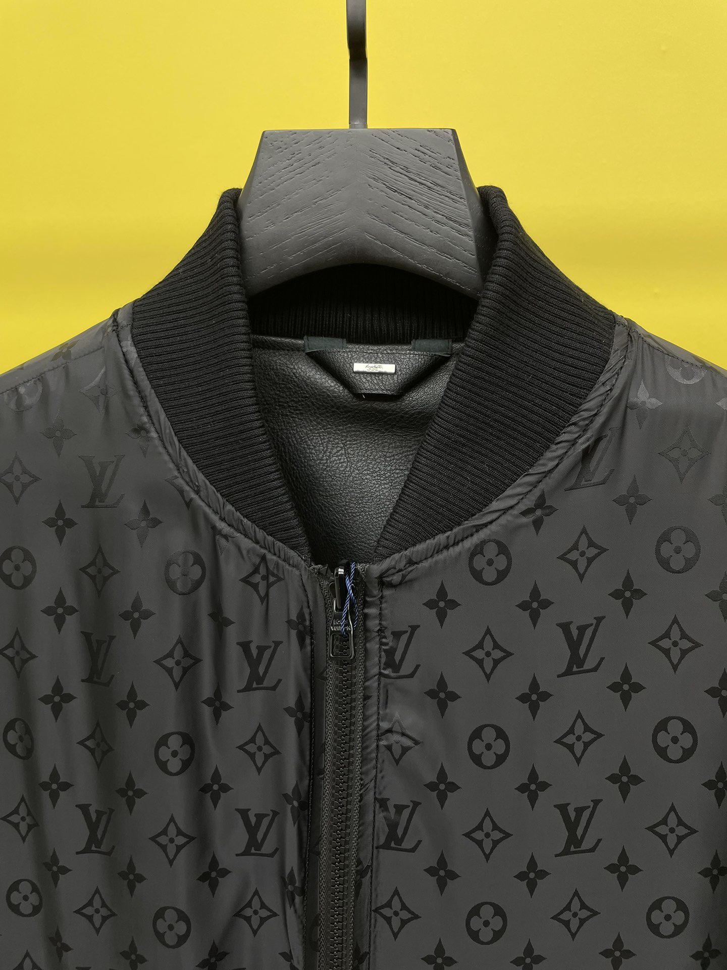 Louis Vuitton Unisex Jacket Size S-XL