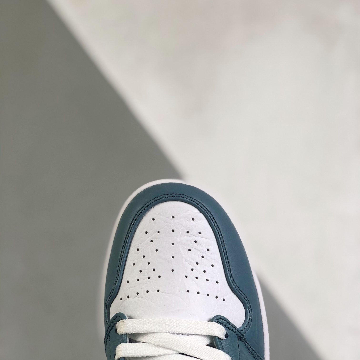 Nike Air Jordan 1 High Top Sneakers Shoes Gr. 36-46