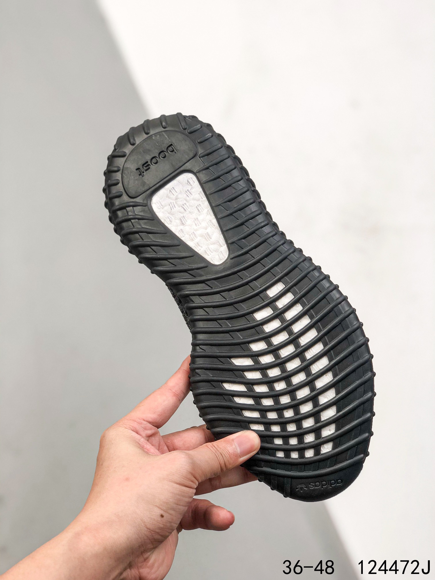 Yeezy 350 Boost 350 V2 Mens/Women Sneakers Shoes Black2 36 - 45