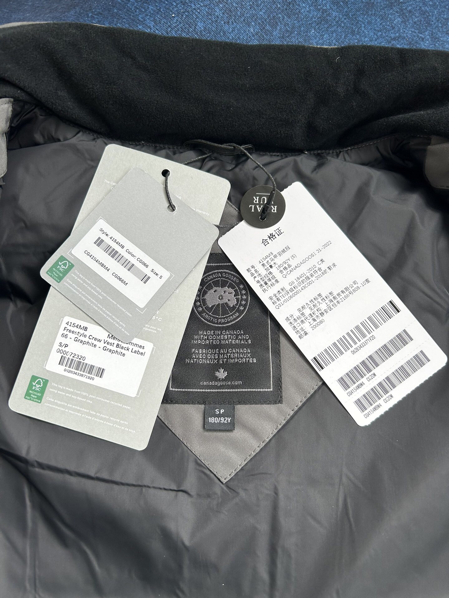 Canada Goose E20 Freestyle Vest-WD Men Winter Vest Size S-XXL