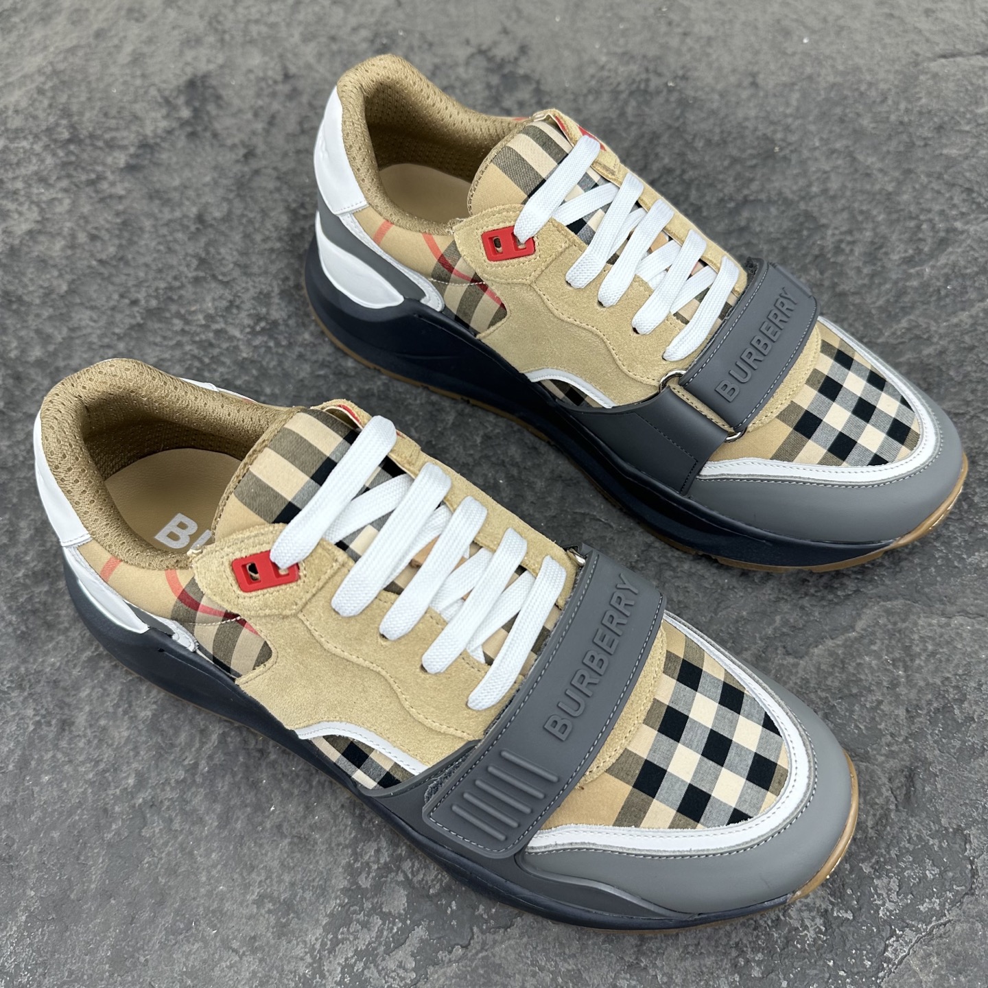 Burberry Vintage Sneaker Size 36-46