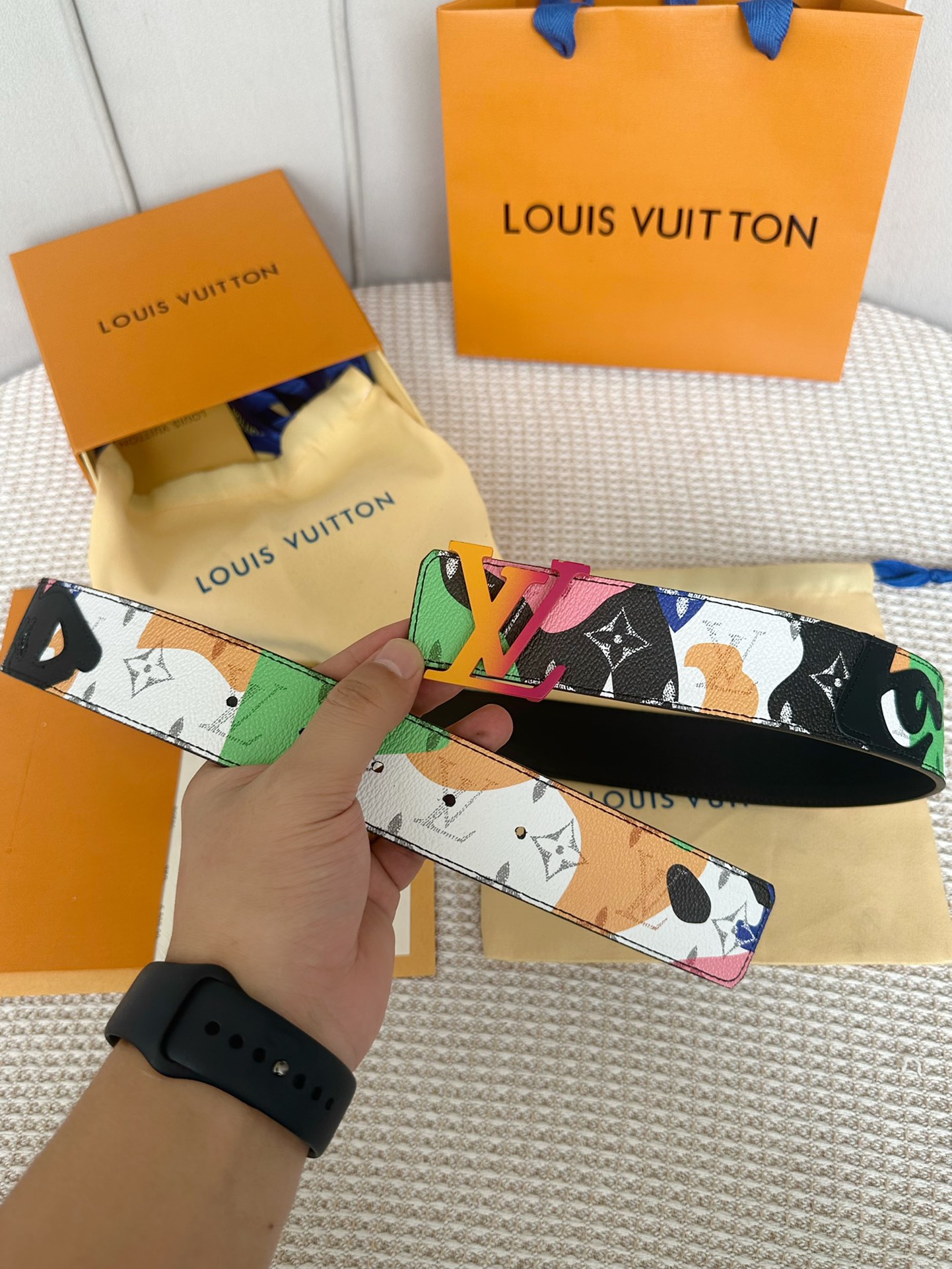 Louis Vuitton Men Belt Width 4cm