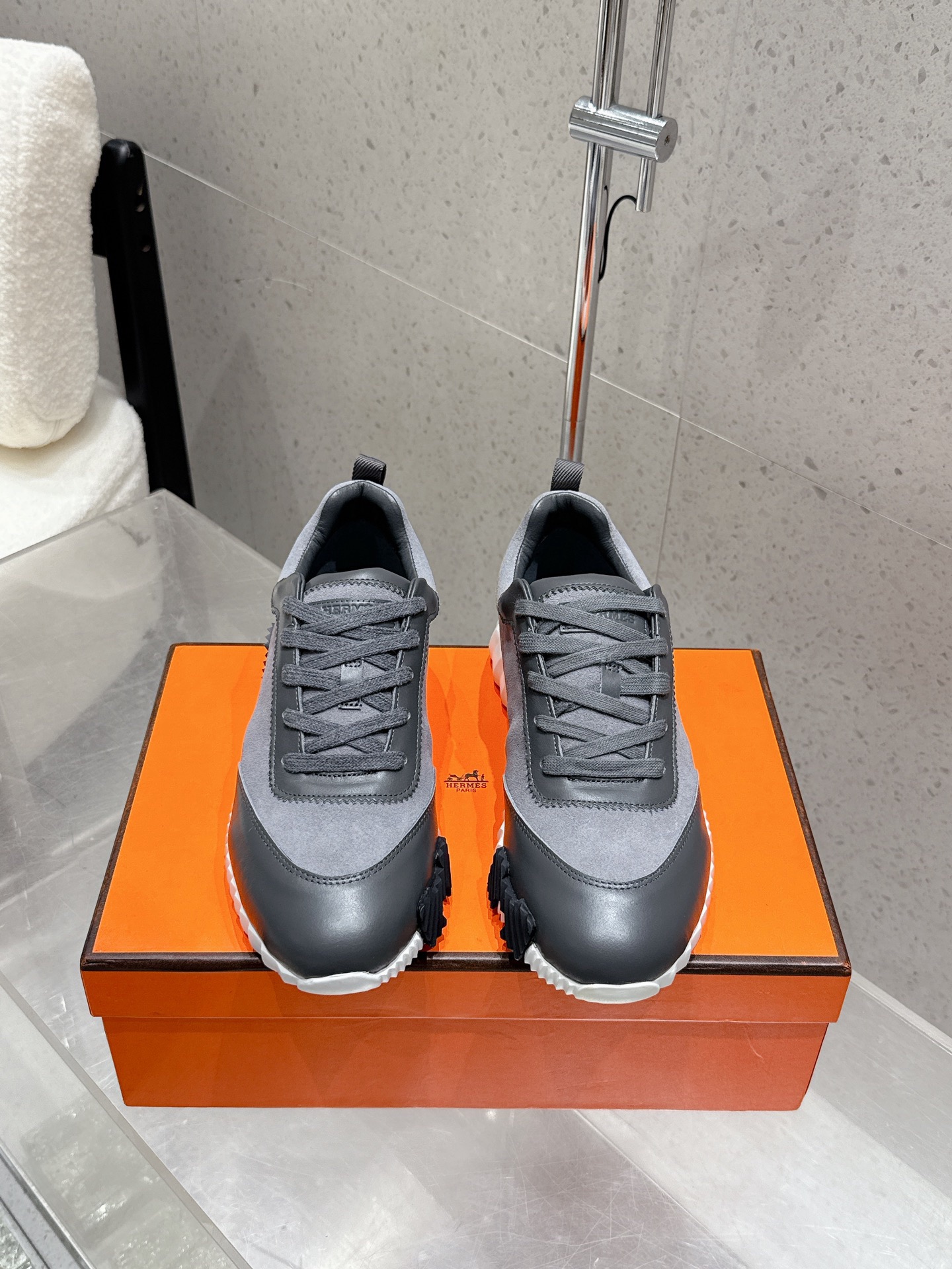Hermes Bouncing Sneaker Size 36-46