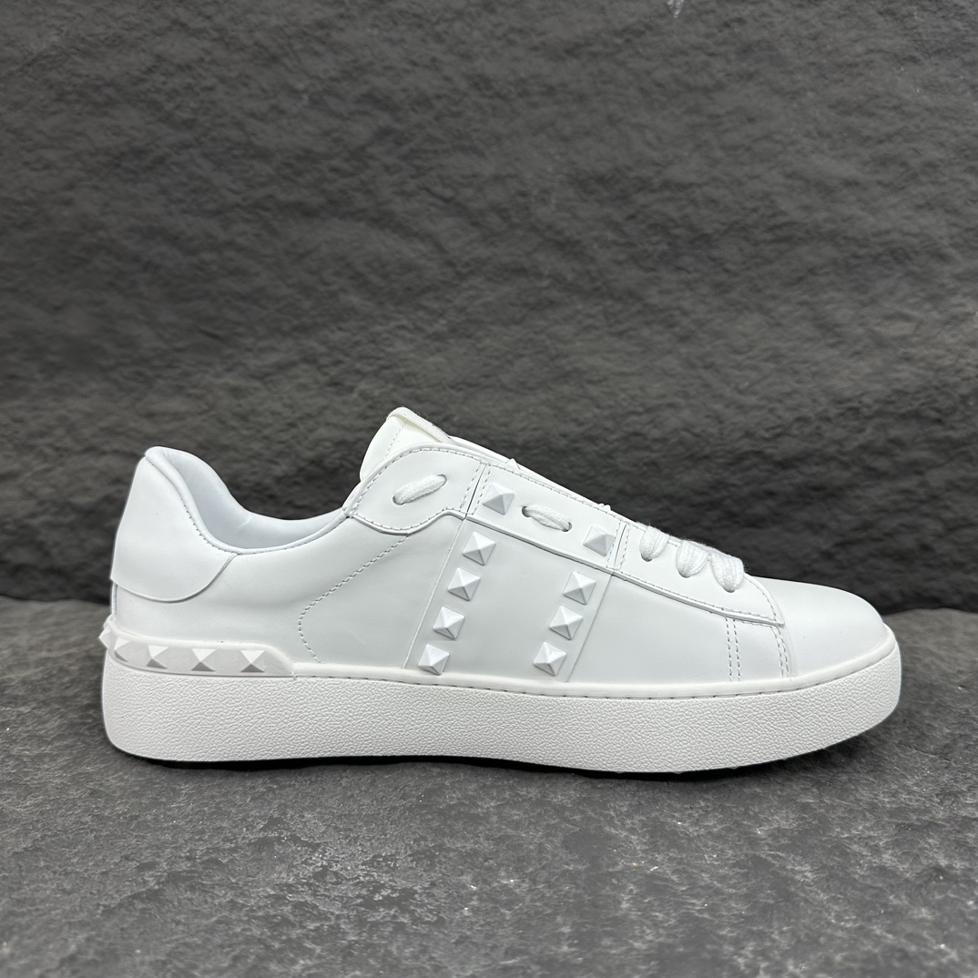 Valentino Rockstud Untitled Sneaker Size 36-46