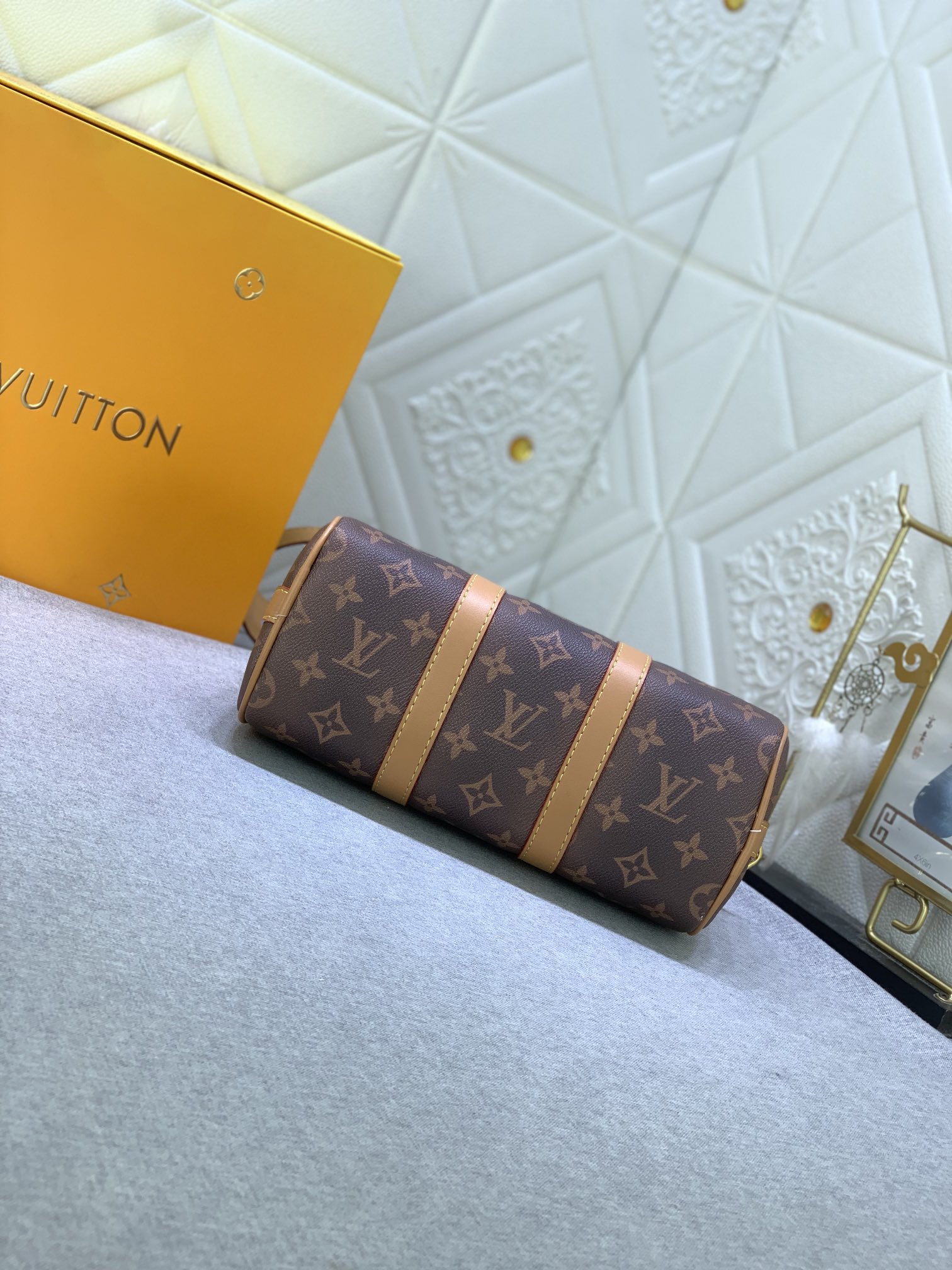 Louis Vuitton Monogram Eclipse Reverse Keepall 25 Travel Bags Size 25*15*11cm