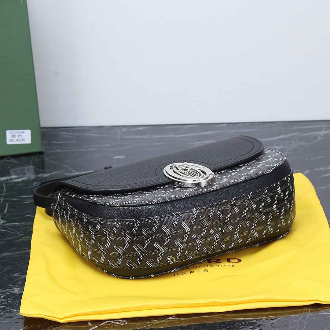 Goyard Vendome Shoulder Bags Size 25*17*8cm