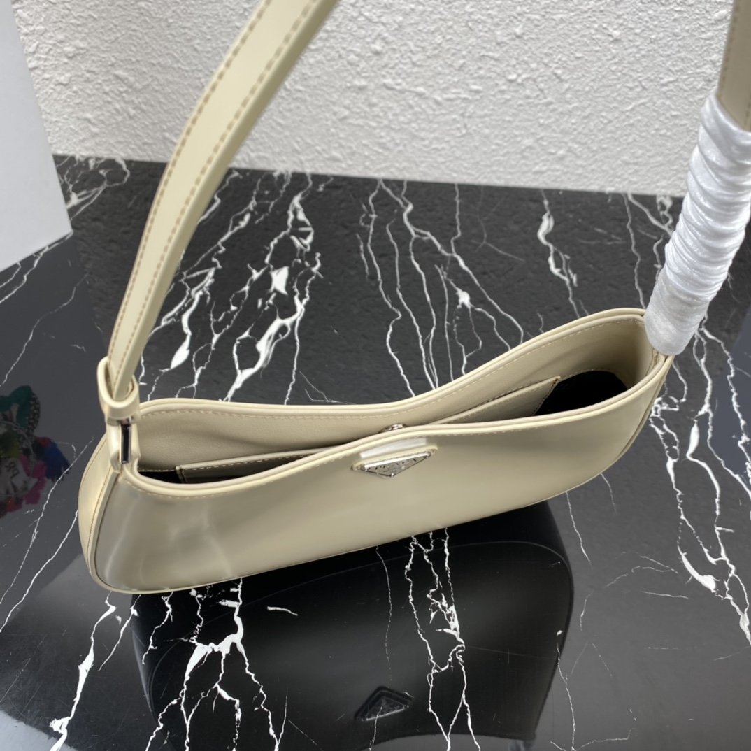 Prada 1BC499 Cleo Brushed Leather Shoulder Bags Size 27*22*6cm