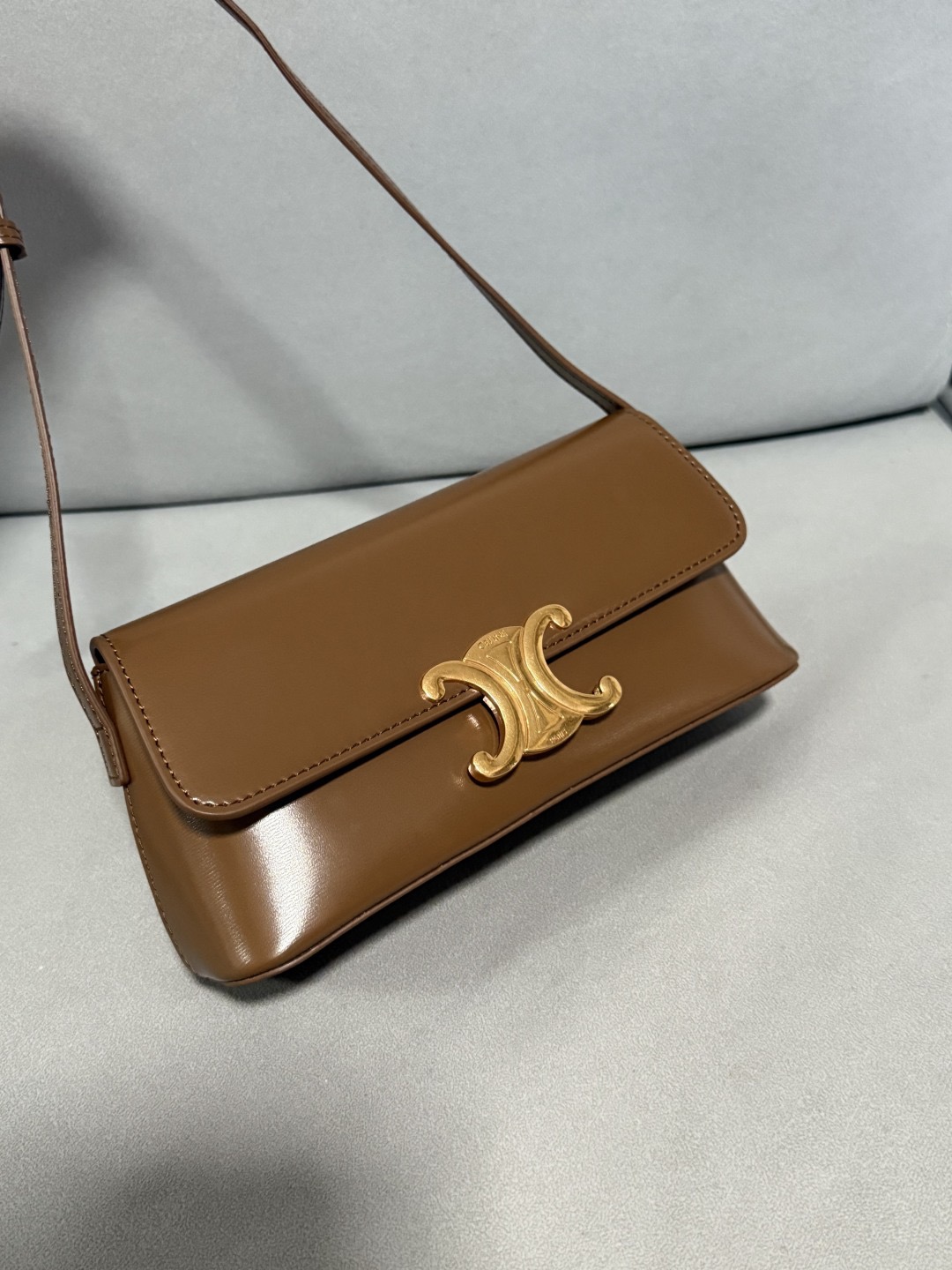 Celine 25ss Lulu Shoulder Bags Size 24*11.5*8cm