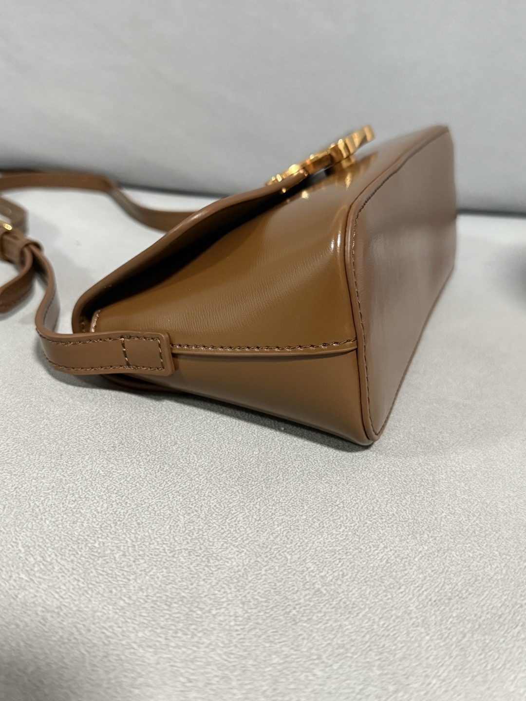 Celine 25ss Lulu Shoulder Bags Size 24*11.5*8cm