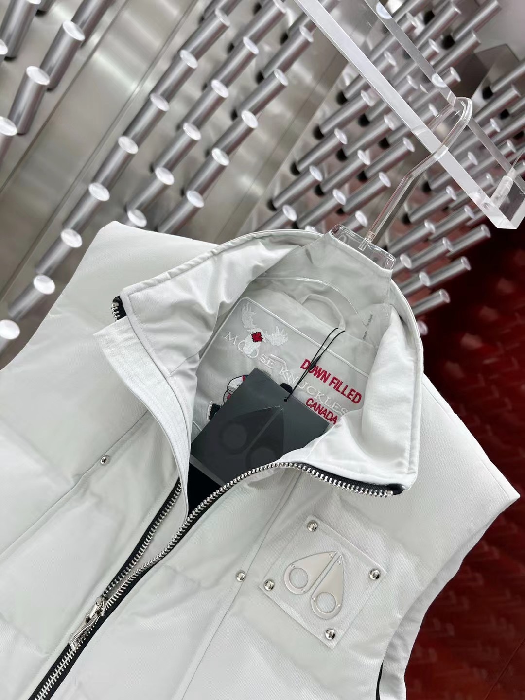 Moose Knuckles Vest-WD Unisex Winter Vest Size S-XXL